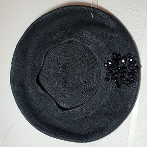 ABG accessories beret OS black faceted bead medallion pattern on edge